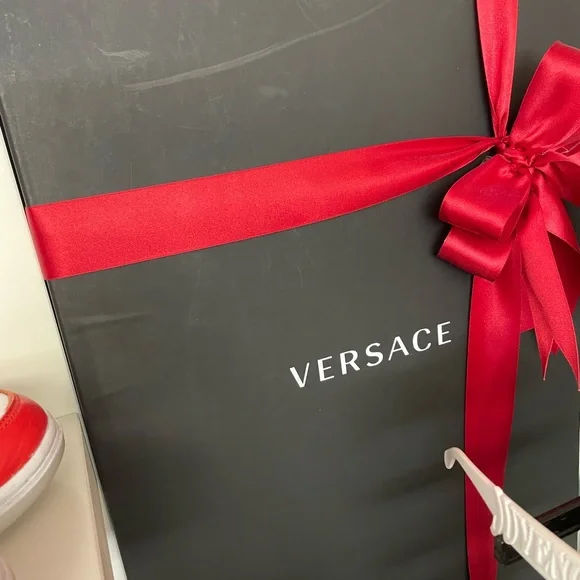 Versace Robe - Picture 2 of 6